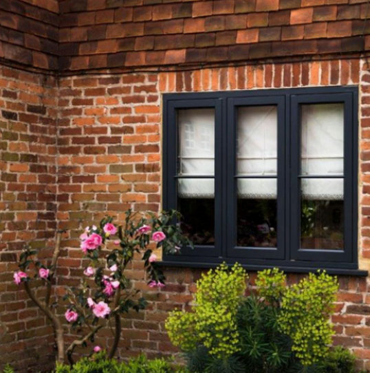 window-colour-4